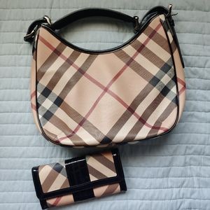 Burberry hobo bag with wallet